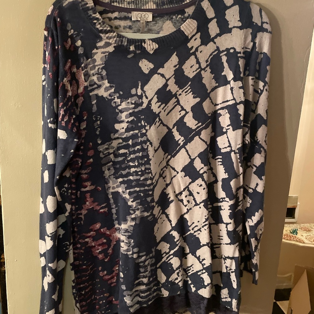 Logo by Lori Goldstein white and grey Patterned Long Sleeve Sweater